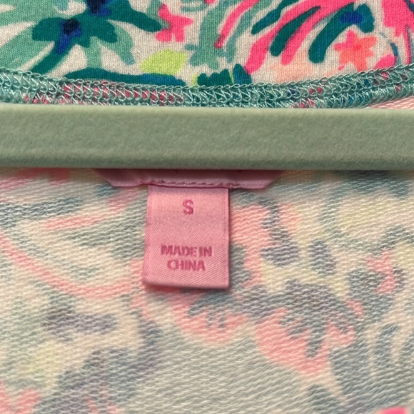 Lilly Pulitzer Top - Picture 3 of 6